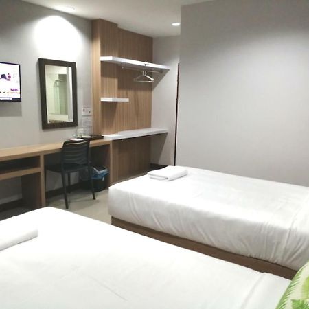 The Like Hotel 우돈타니 외부 사진